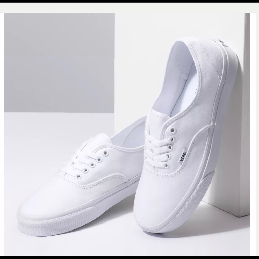BNIB WHITE VANS